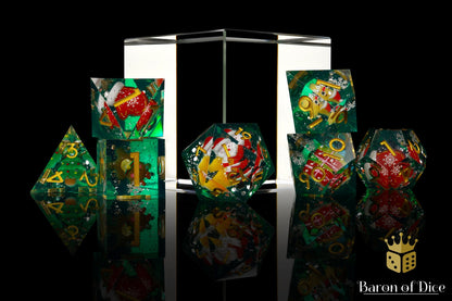 Christmas Rumble Sharp RPG Dice Set | 7 Pieces