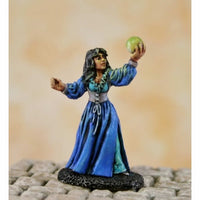 RPR02030 Sarah The Seeress Wizard Miniature 25mm Heroic Scale