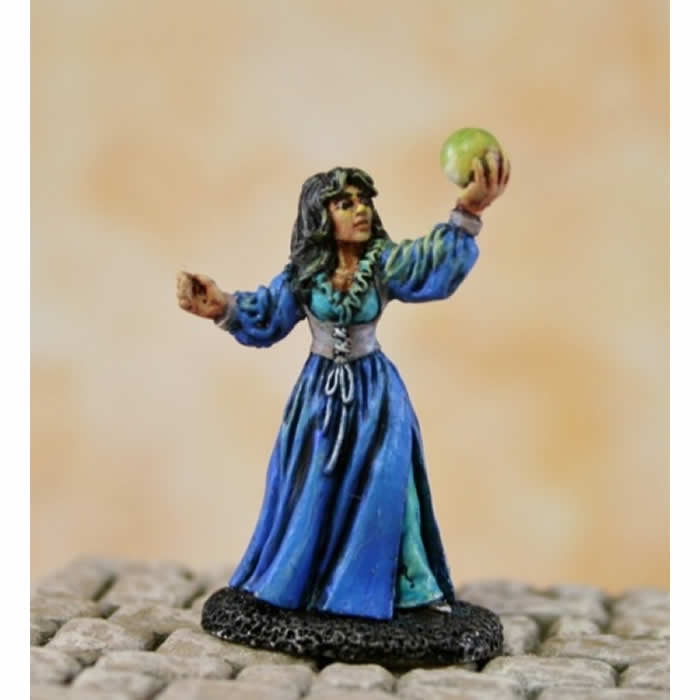 RPR02030 Sarah The Seeress Wizard Miniature 25mm Heroic Scale