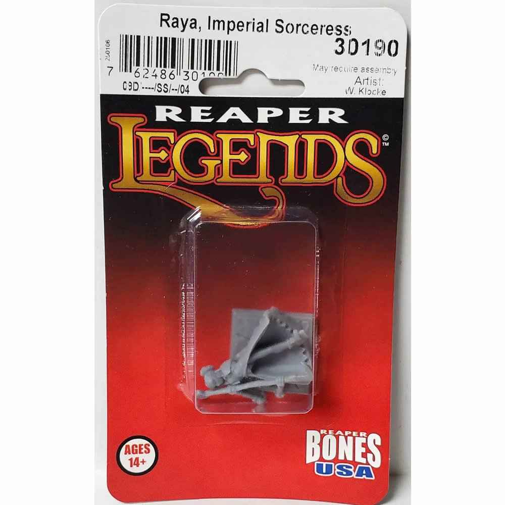 RPR30190 Sorceress Miniature Figure 25mm Heroic Scale Reaper Bones USA