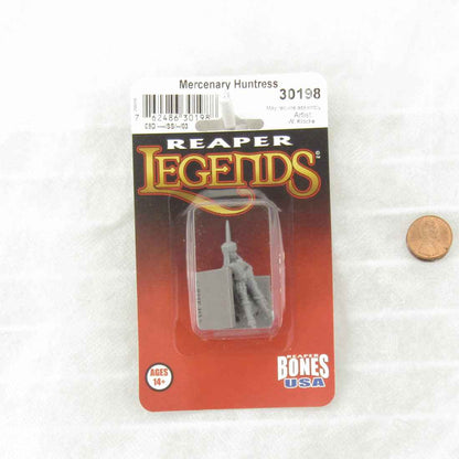 RPR30198 Mercenary Huntress Miniature Figure 25mm Heroic Scale Reaper Bones USA