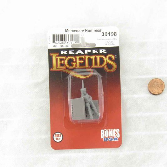 RPR30198 Mercenary Huntress Miniature Figure 25mm Heroic Scale Reaper Bones USA