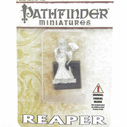 RPR60031 Queen Ileosa of Korvosa Miniature 25mm Heroic Scale Pathfinder