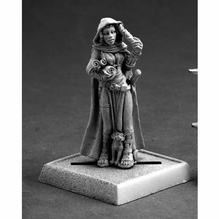 RPR60079 Lyrie Akenja Wizard Miniatures 25mm Heroic Scale Pathfinder