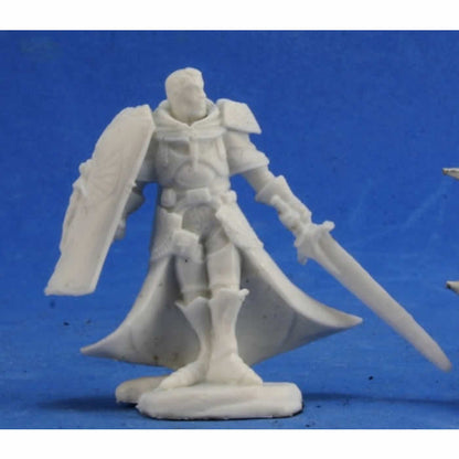 RPR89024 Holy Vindicator Knight Miniature 25mm Heroic Scale Pathfinder