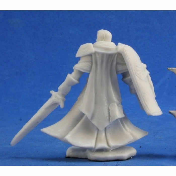 RPR89024 Holy Vindicator Knight Miniature 25mm Heroic Scale Pathfinder