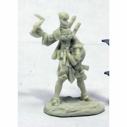 RPR89036 Reiko Iconic Ninja Miniature 25mm Heroic Scale Pathfinder