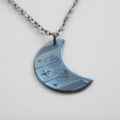 RIVENDELL™ MITHRIL™ Blue Moon Necklace