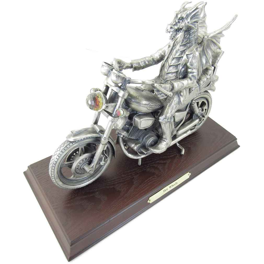 TU3647 Hot Wheels Biker Dragon Myth and Magic Large Studies Series Figurine Tudor Mint