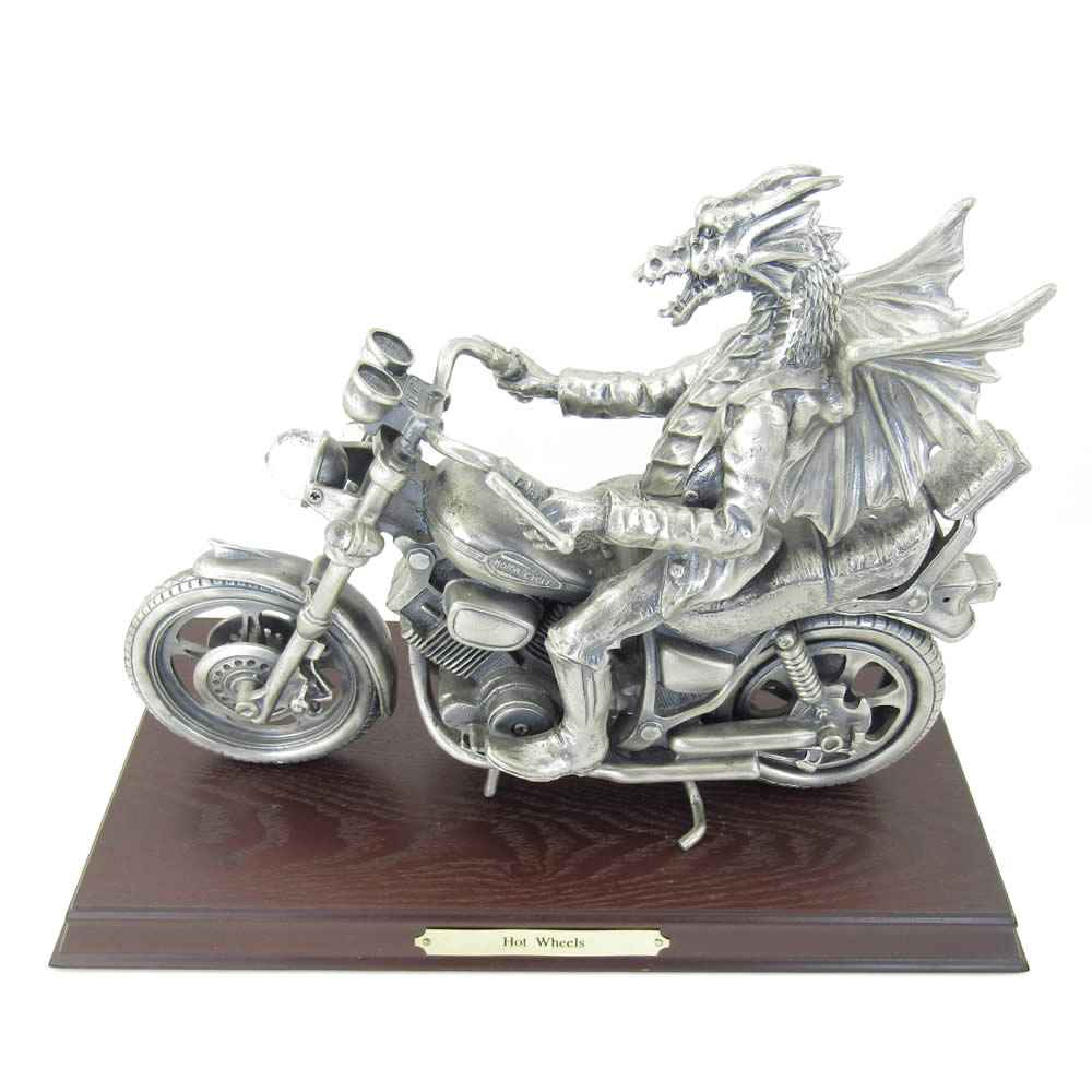 TU3647 Hot Wheels Biker Dragon Myth and Magic Large Studies Series Figurine Tudor Mint