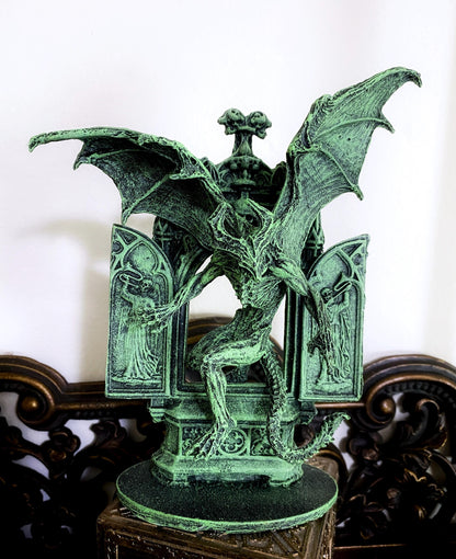 H.P. Lovecraft's Nightgaunt Statue – Hand Painted Cthulhu Mythos Figurine