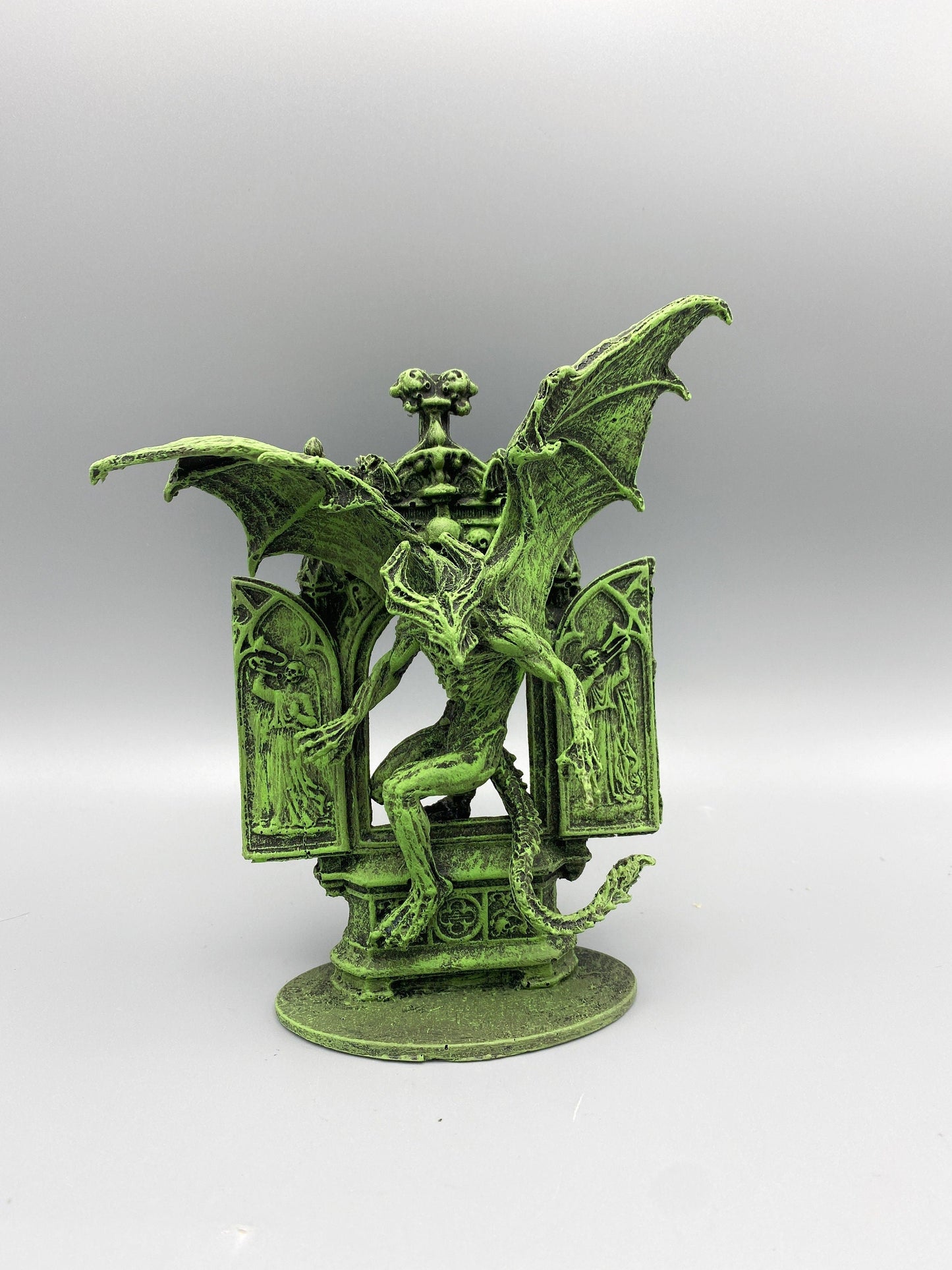 H.P. Lovecraft's Nightgaunt Statue – Hand Painted Cthulhu Mythos Figurine