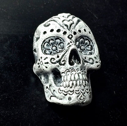 Day of the Dead Skull Magnet, Hand Painted Resin Sculpture | Gothic Fantasy Decor | Dia de los Muertos Magnet for Fantasy and Gothic Decor