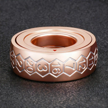 Cool Metal Fingertip Spinning D20 Dice Ring