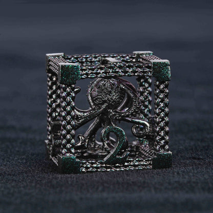 Cthulhu-Octopus Monster Purple Green Metal Hollow Dice Set