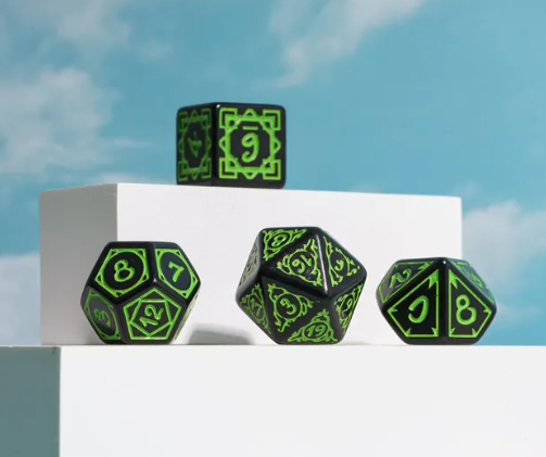 Green Druid Pattern 7-Dice Set – Black & Green DND RPG Dice