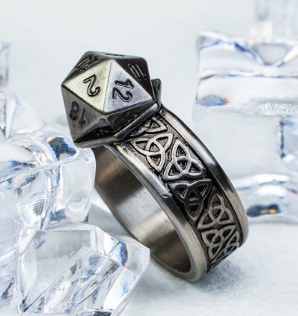 Dice Ring Silver Metal Triquetra – DND Convention & Cosplay Jewelry
