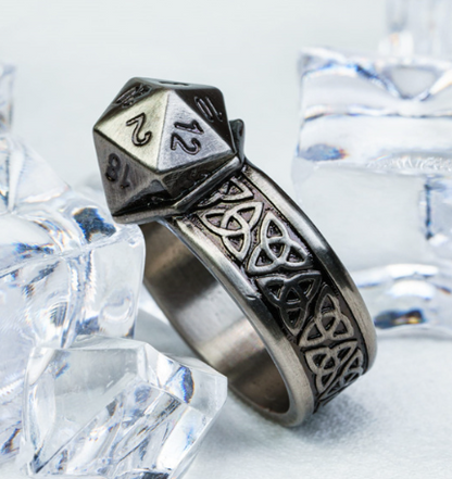 Dice Ring Silver Metal Triquetra – DND Convention & Cosplay Jewelry