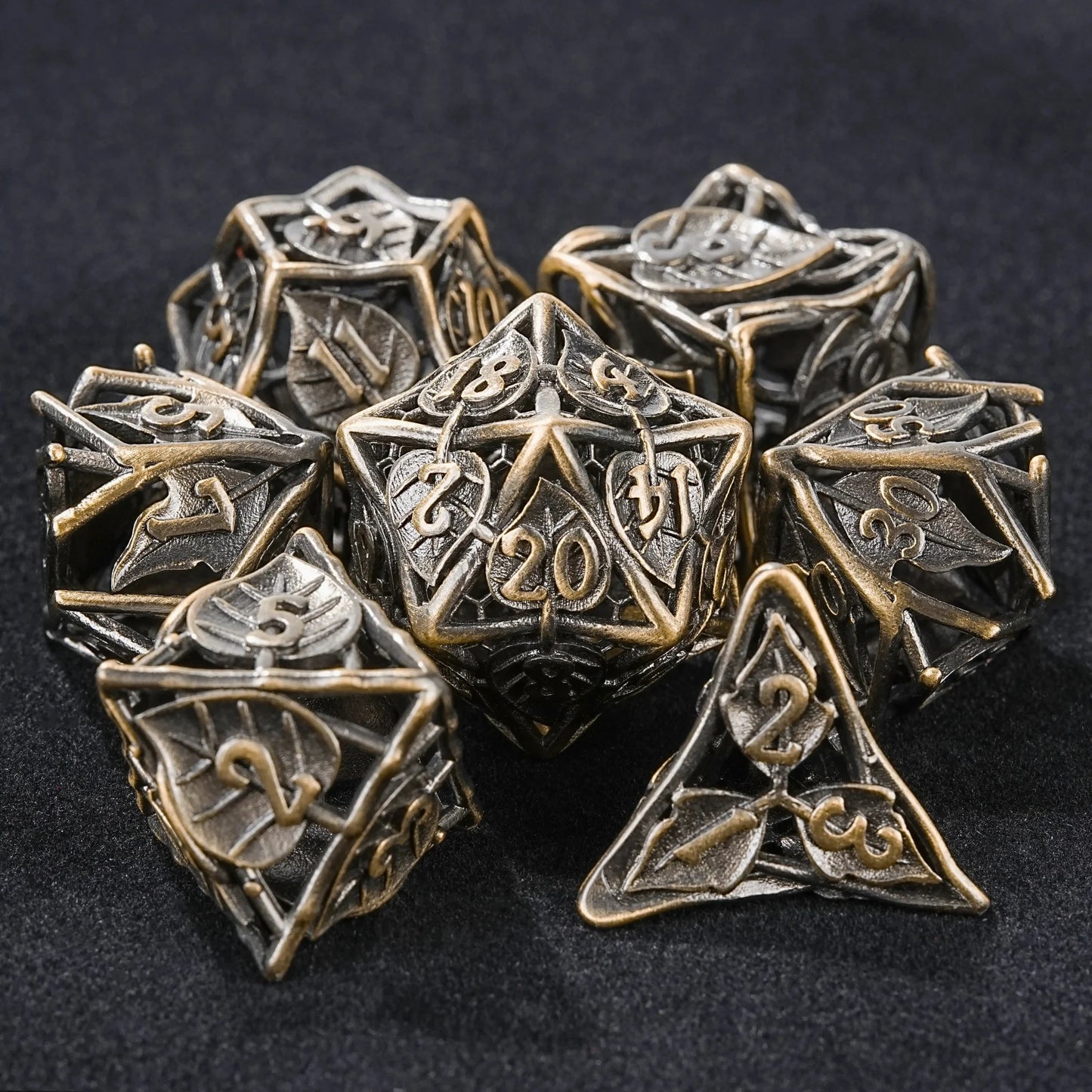 Dragon Pride dice set + green