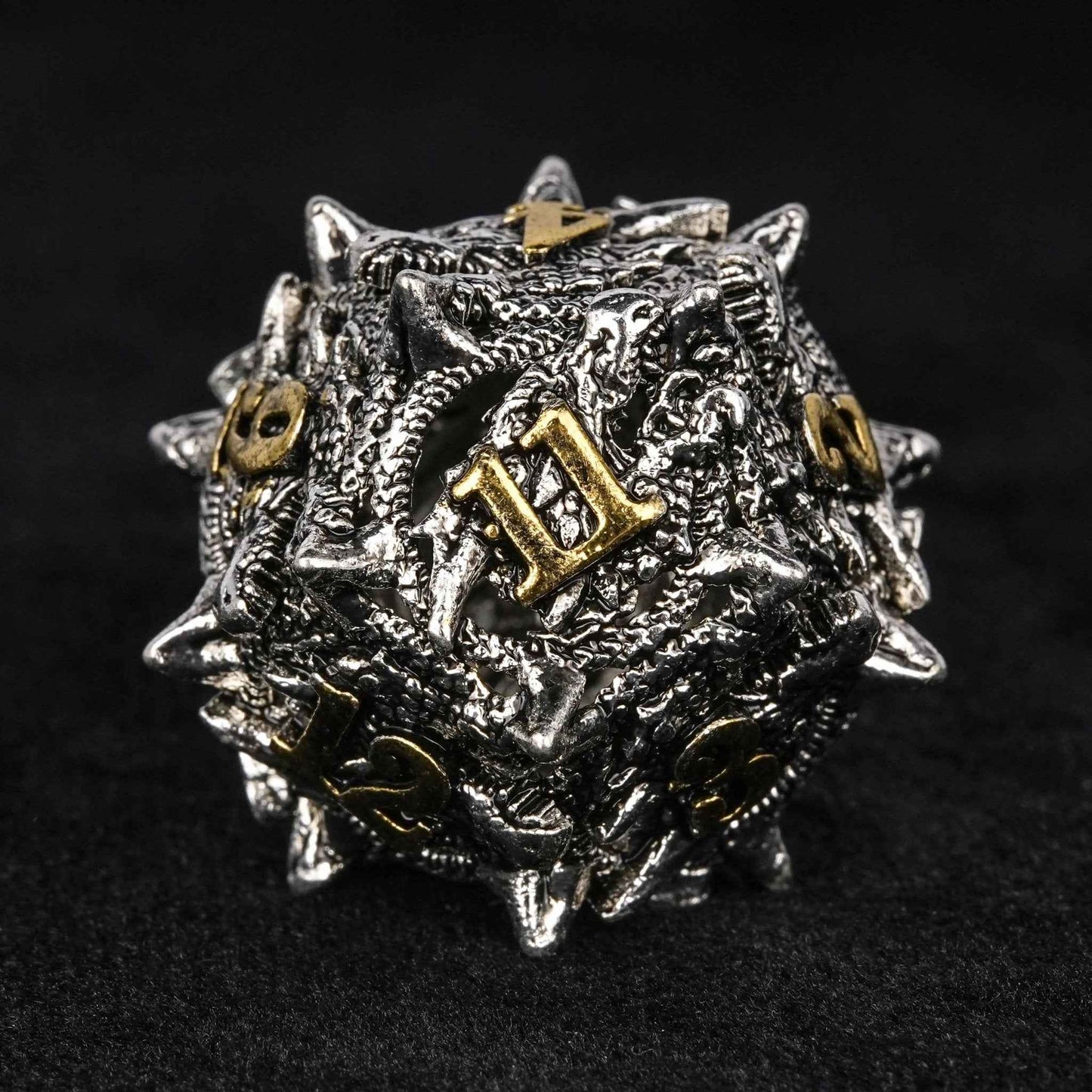 dungeons and dragons silver shaped dragon head metal hollow dice set