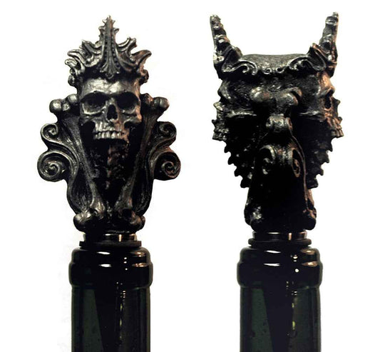 Crowned Skull Winestopper, Hand Painted Resin | Gothic Skull Barware |Spooky Skull Art Bottle Stopper, |Fantasy Gothic Wine and Barware Gift