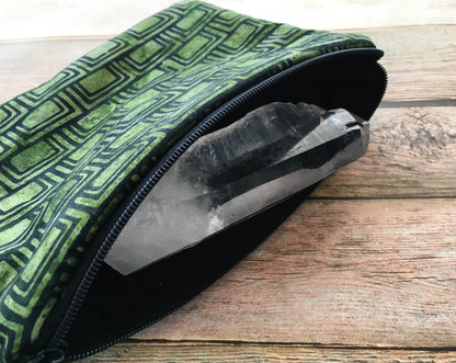 Green Batik Tarot Card Bag – Padded Zipper Pouch for Tarot & Oracle Decks