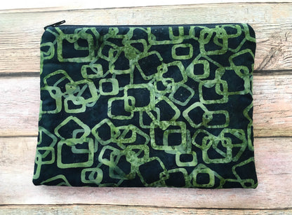 Green Geometric Tarot Card Bag – Handmade Batik Zipper Pouch for Tarot & Oracle Decks