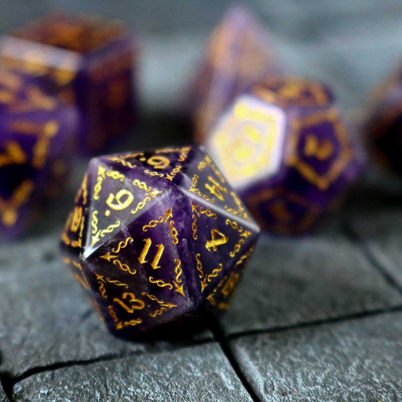 Vine Spike Gemstone Purple Amethyst Dice (With Box) Set