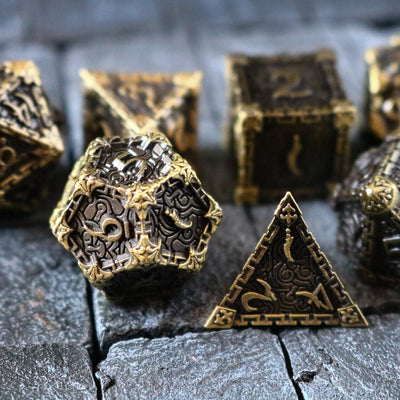 Bronze Dagger Metal Dice Set
