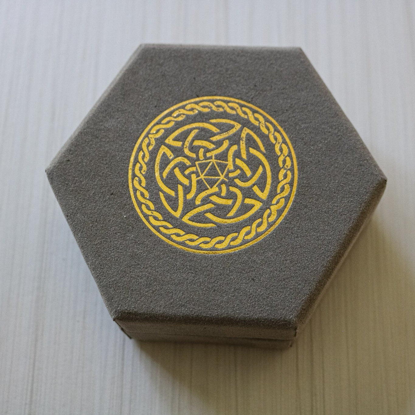 Gold Honey Lightning Glass Cracked Glass (And Box) Polyhedral Dice Set