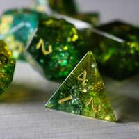 Poison Forge Fire Cracked Glass Green (And Box) Polyhedral Dice DND Set