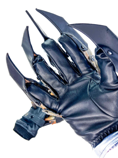 One Set of Two Handcrafted Genuine Leather Gloves with Claws in Hawk Colors