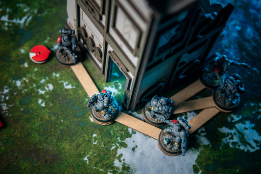 Flexible Movement Tray with Magnetized Base Inserts - Warhammer The Old World