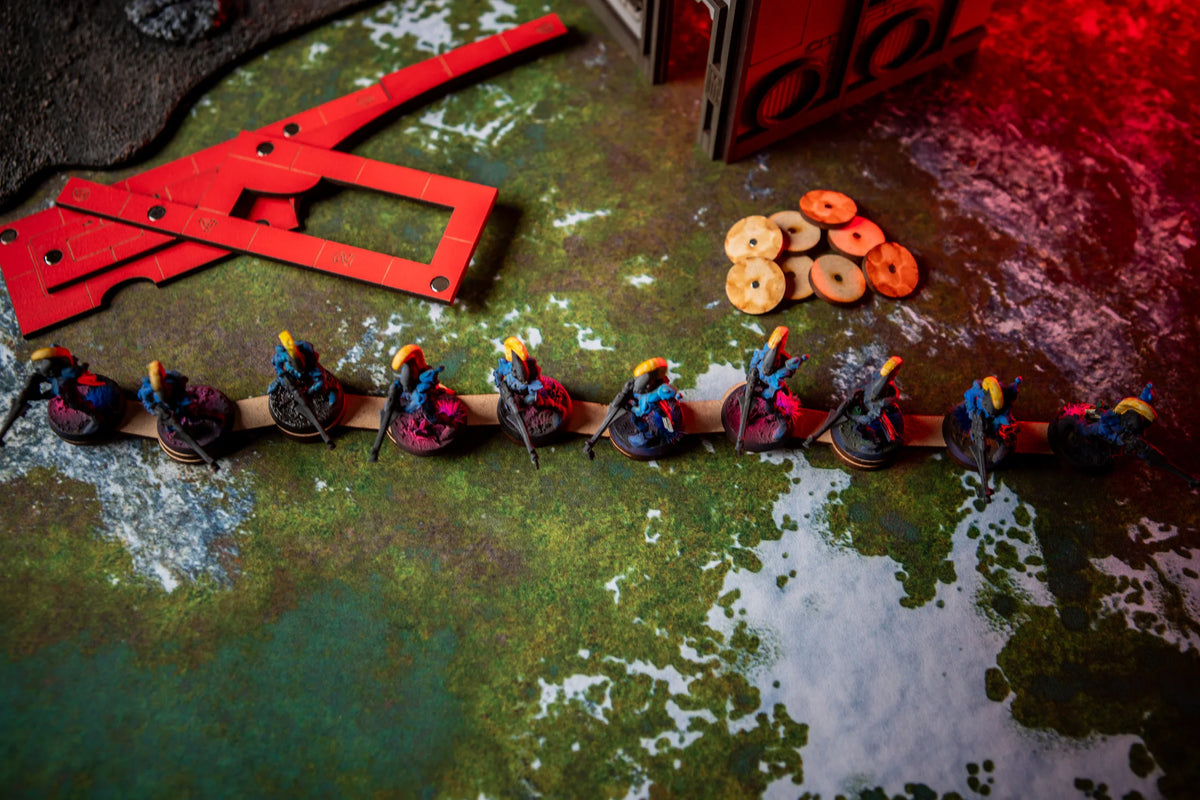 Flexible Movement Tray with Magnetized Base Inserts - Warhammer The Old World