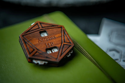 DC20 Mini Tracker - Compact Character Tracker for DC20 RPG