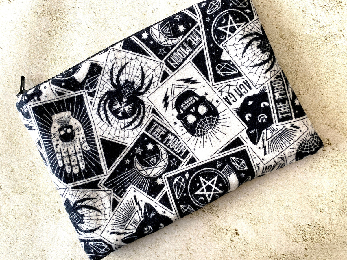 Witchy Tarot Bag - Goth Zipper Pouch