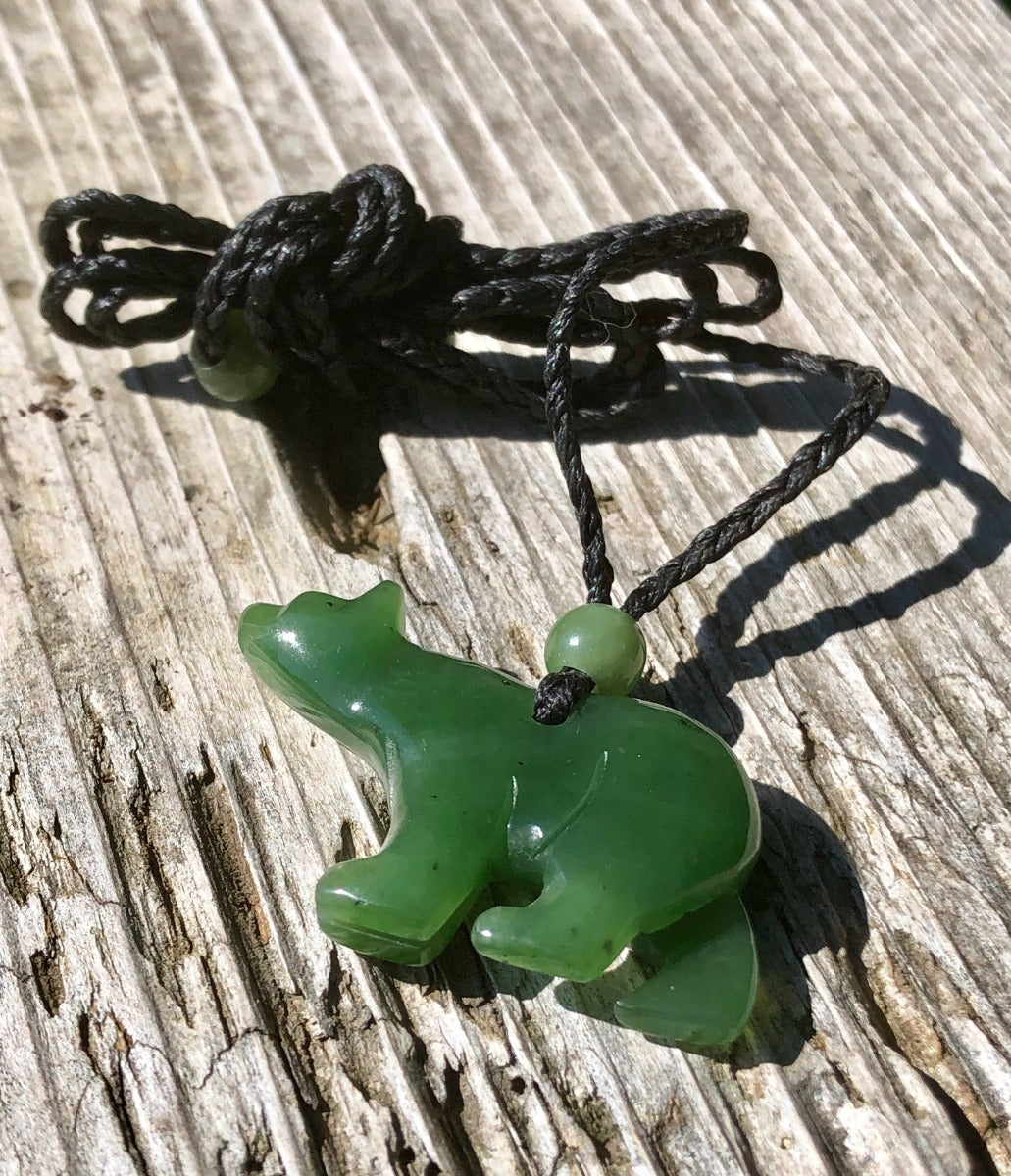 Jade Bear Pendant — 35mm Canadian Nephrite Jade