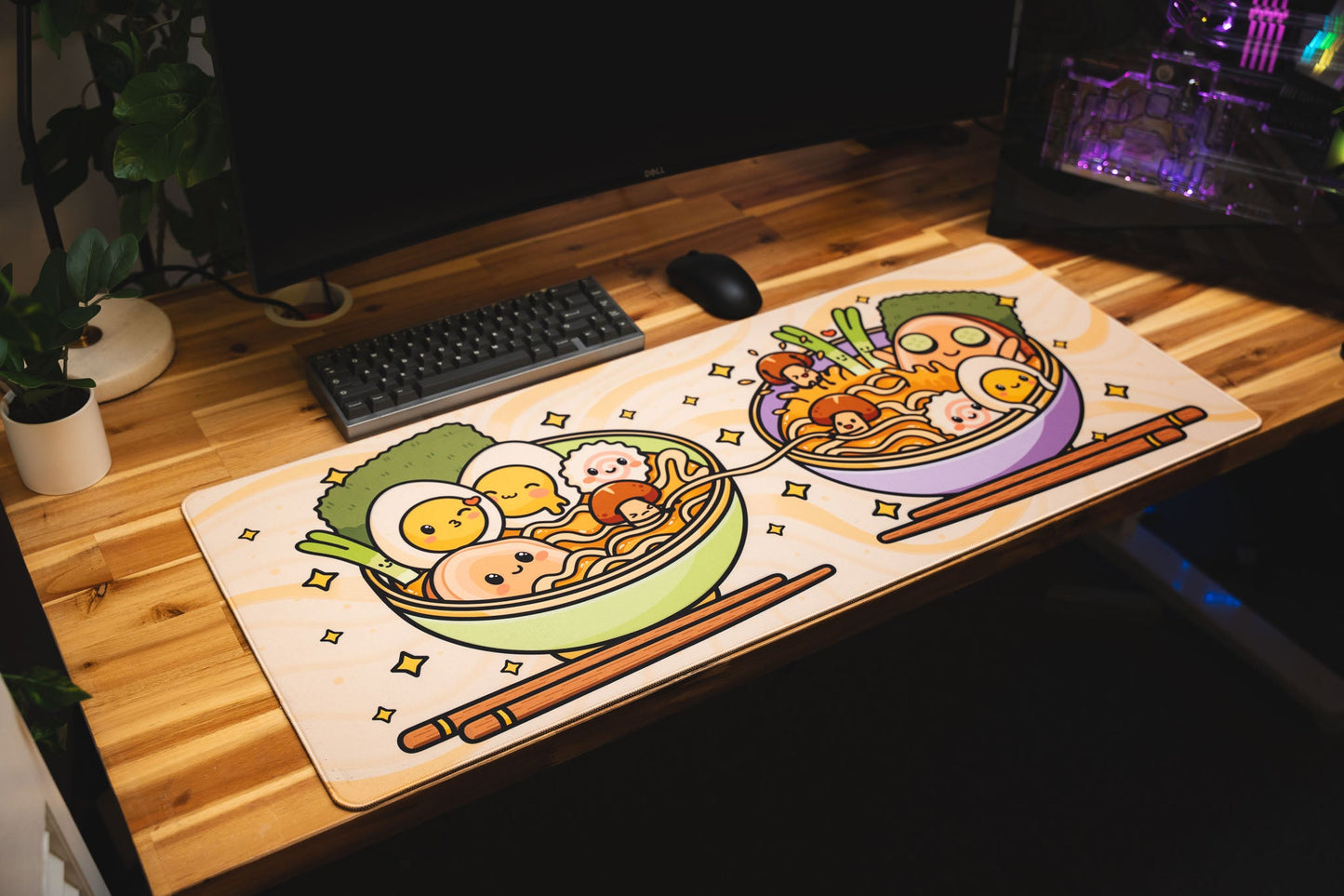 "Ramen & Friends" — Kawaii Deskmat