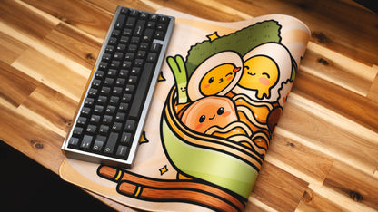 "Ramen & Friends" — Kawaii Deskmat