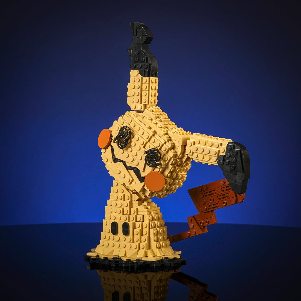 Life-Sized Ghostly Mimic